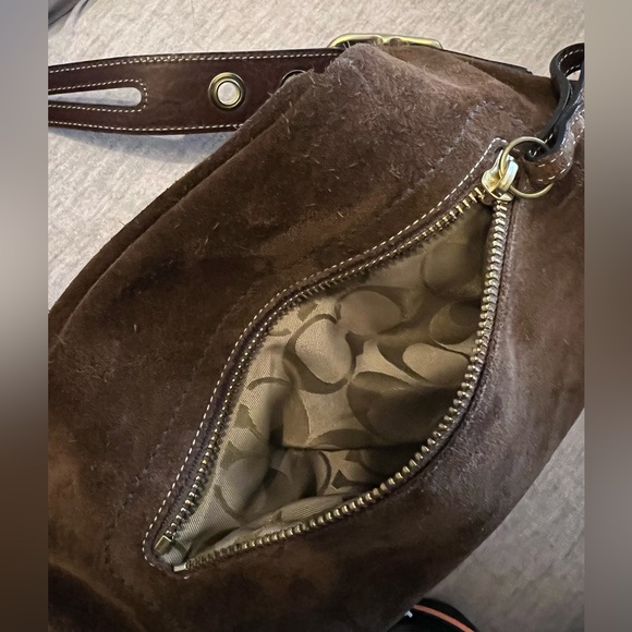 Vintage Coach brown suede shoulder bag - Picture 5 of 11